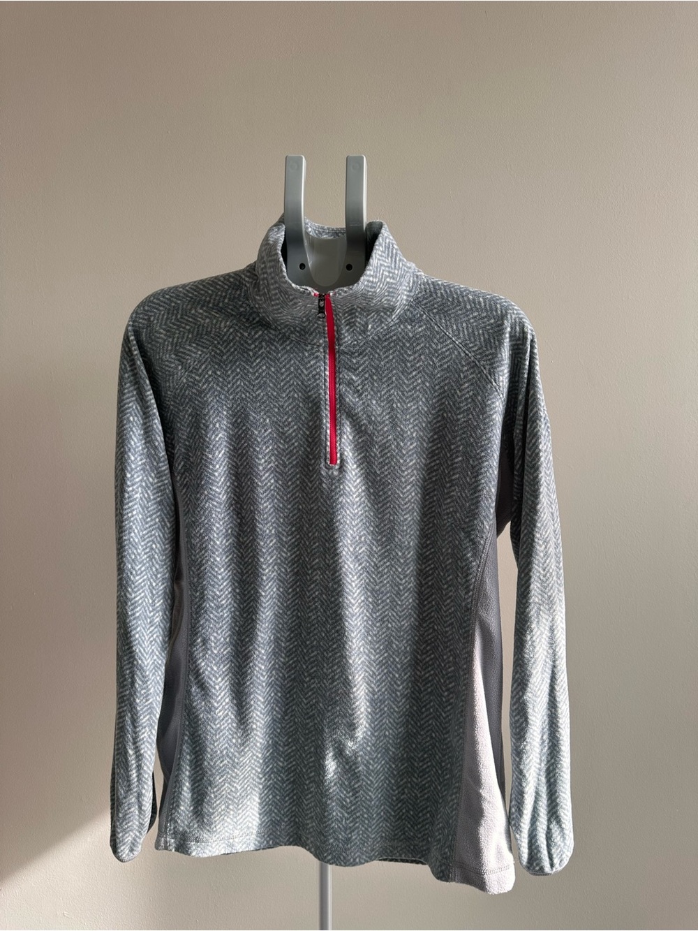 Columbia Grey Herringbone Quarter-Zip Pullover with Red Zip